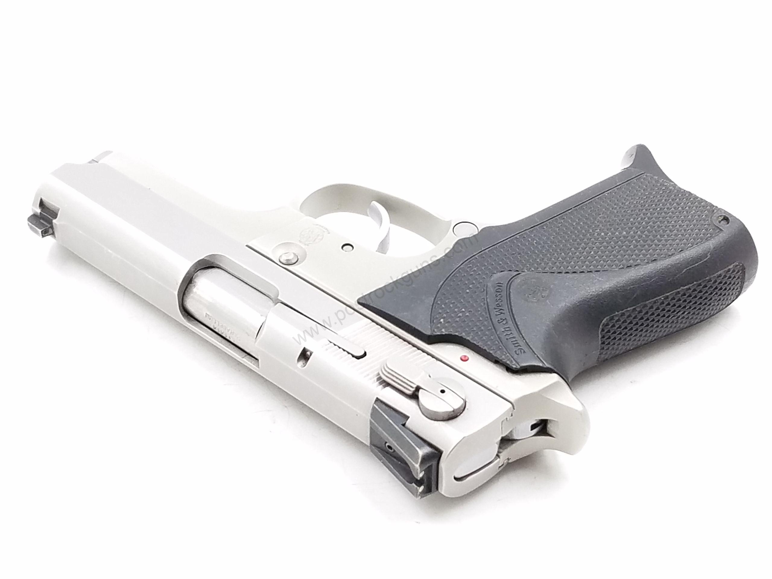 Handguns Modern 9mm Used FFL Smith & Wesson, S&W